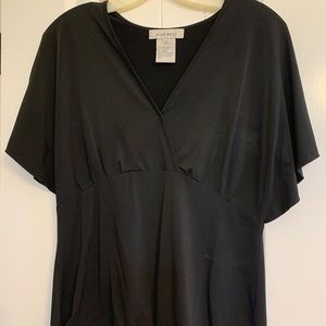 Size medium black top